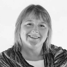 Profile photograph for event professional Sue Suttcliffe